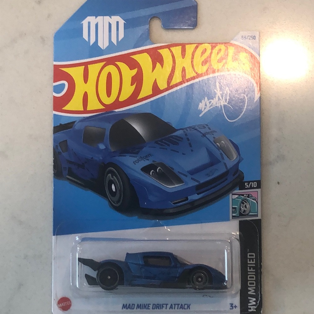 Mad Mike Drift Attack Blue Toy Car